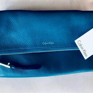 New CalvinKlein leather cross body turquoise